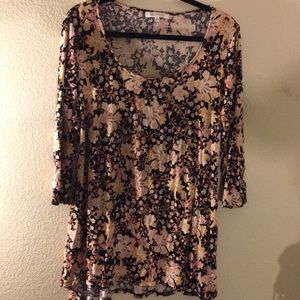Quarter sleeve floral print top